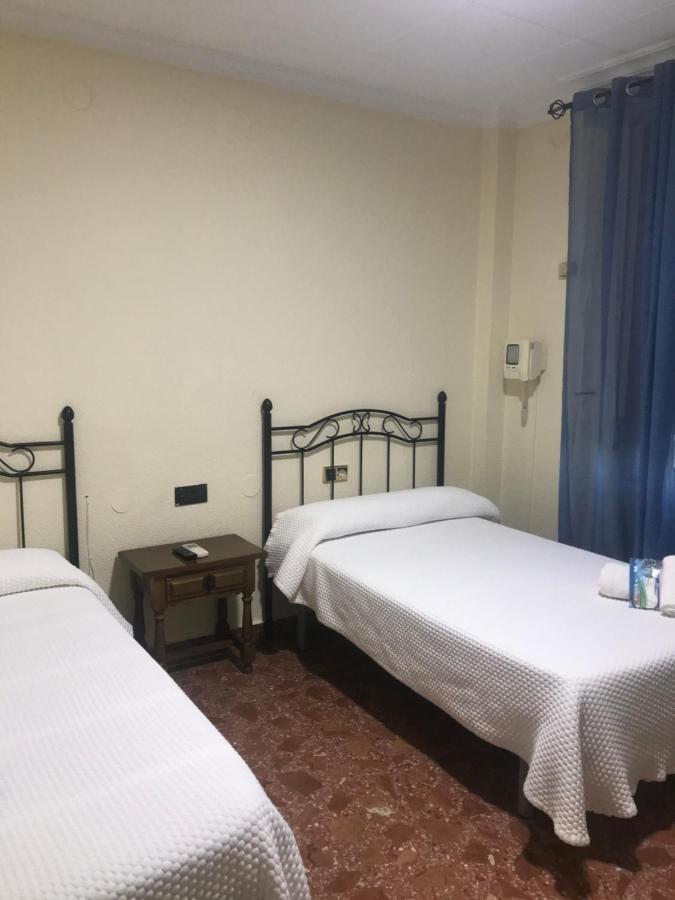 Hostal Miguel Hernandez Munera Exteriér fotografie