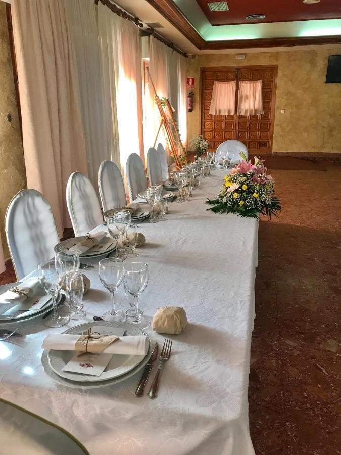 Hostal Miguel Hernandez Munera Exteriér fotografie