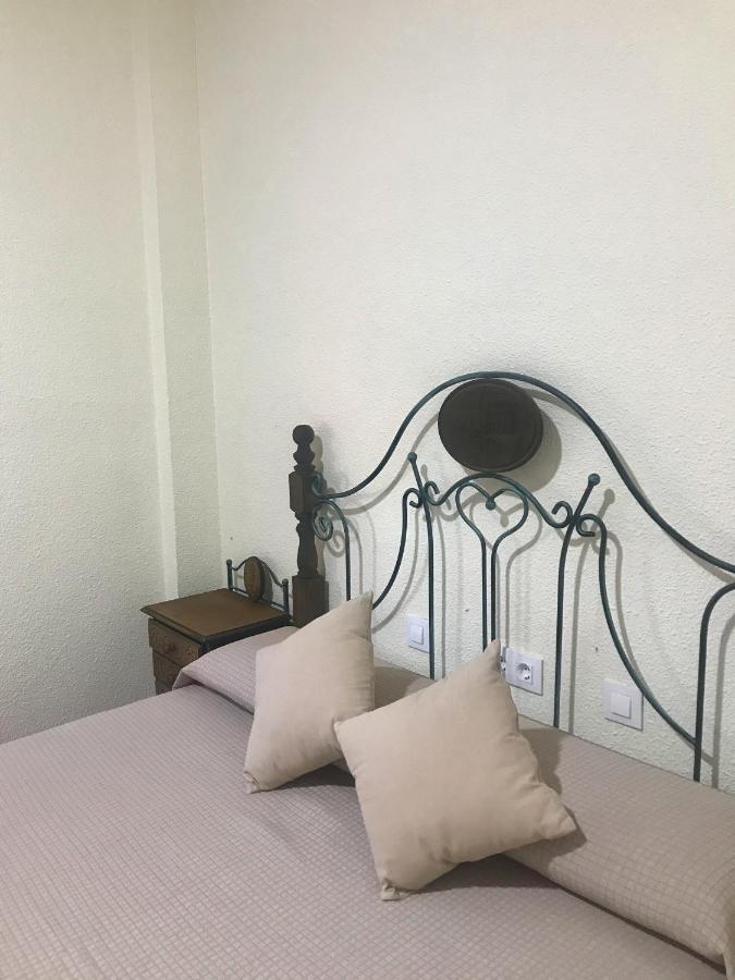 Hostal Miguel Hernandez Munera Exteriér fotografie