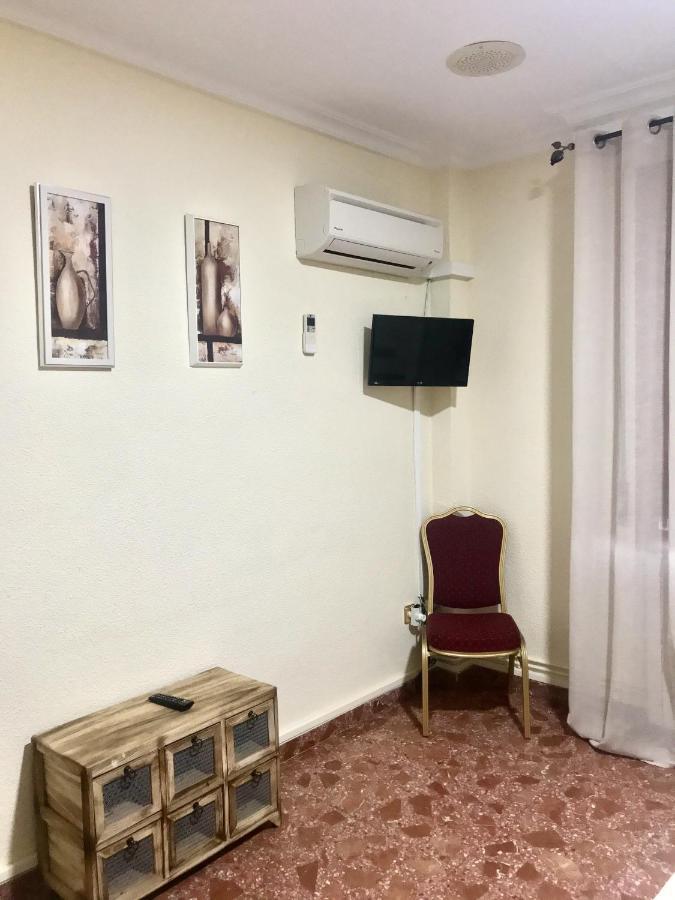 Hostal Miguel Hernandez Munera Exteriér fotografie