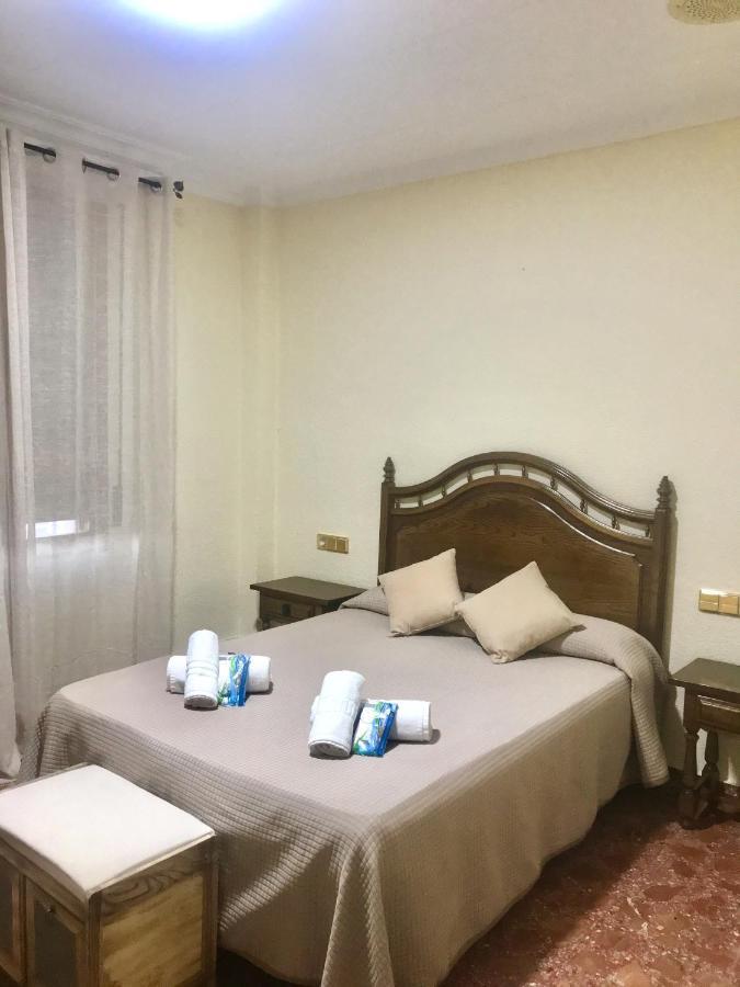 Hostal Miguel Hernandez Munera Exteriér fotografie